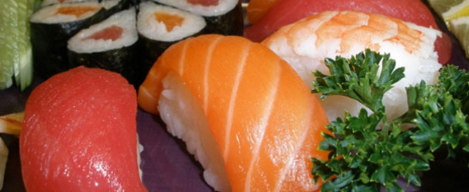 Image of various sashimi and sushi